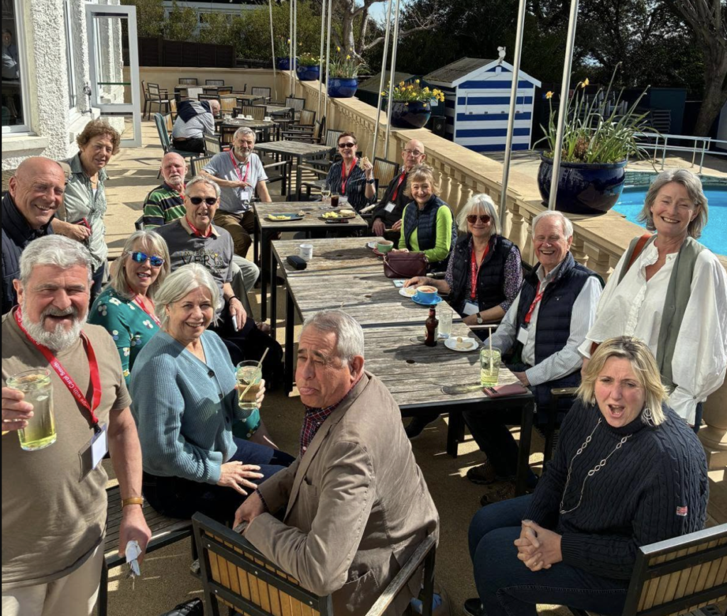 Planning a Group Stay by the Coast? Start with the Practical Bits
